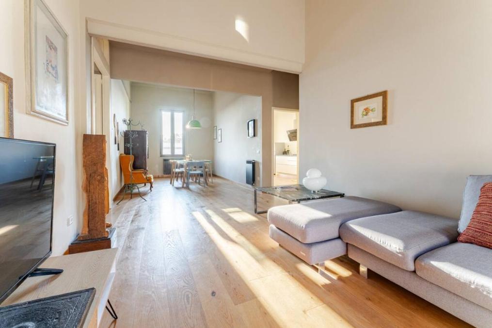 Appartamento A 150M Dal Duomo Пьетразанта Экстерьер фото